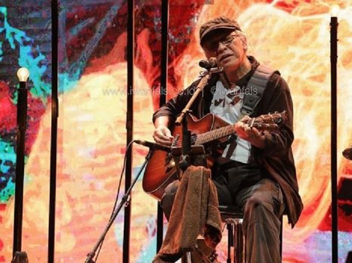 Kunci Gitar Iwan Fals Oemar Bakri | Sang BENTO