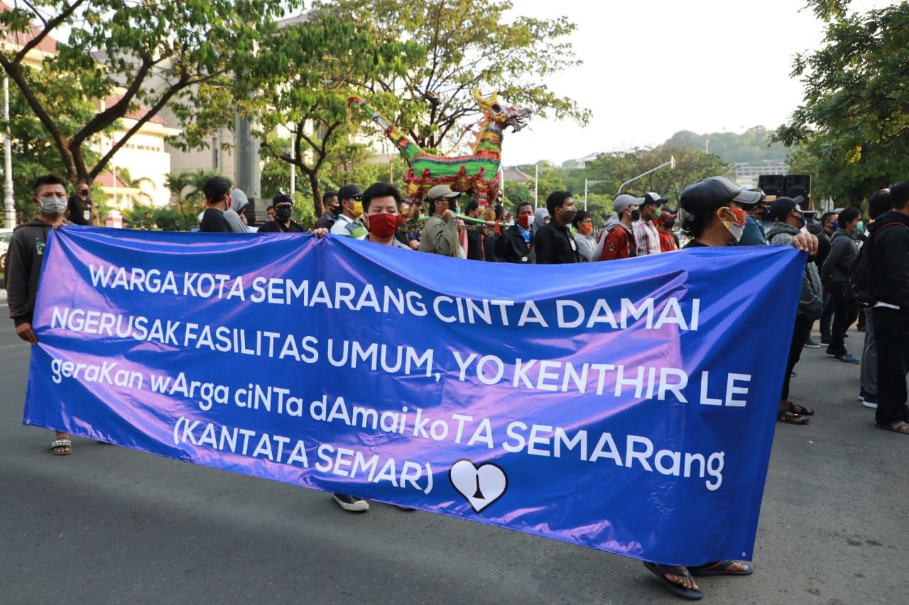 wrga Semarang tolak demo rusuh 