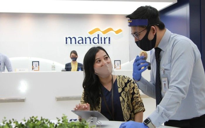 ILUSTRASI: Bank Mandiri memiliki program KUR. Pelaku UMKM bisa pinjam hingga Rp500 juta tanpa jaminan tambahan.