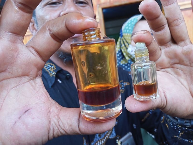 Pandemi Covid 19 Berkah Bagi Petani Harga Minyak Atsiri Naik 300 Persen Deskjabar