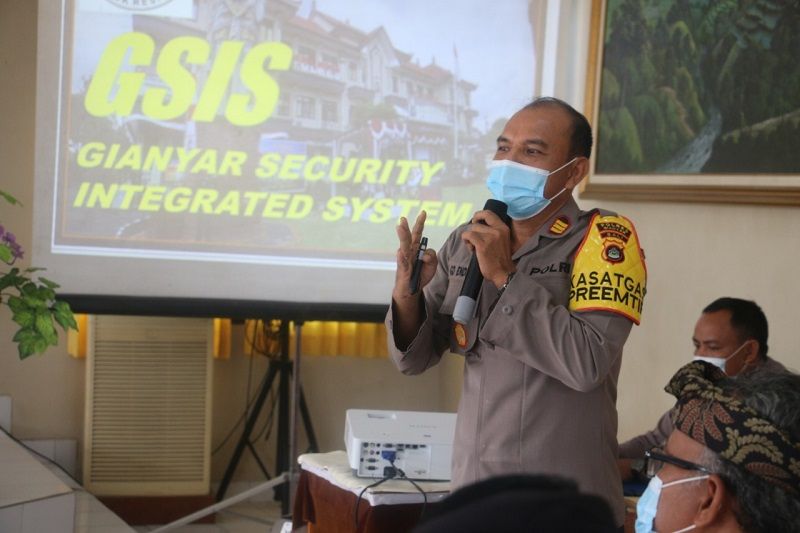 Untuk meningkatkan pelayanan terbaik terhadap masyarakat, Polres Gianyar membuat program Gianyar Security Integrated System (GSIS) yang dilaunching Jumat 16 Oktober 2020