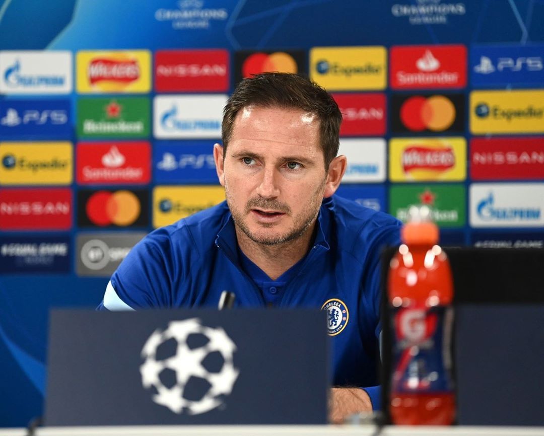 Frank Lampard saat sedang konferensi pers sebelum pertandingan menghadapi Sevilla.