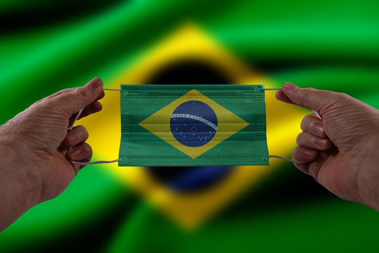Ilustrasi masker bendera Brazil