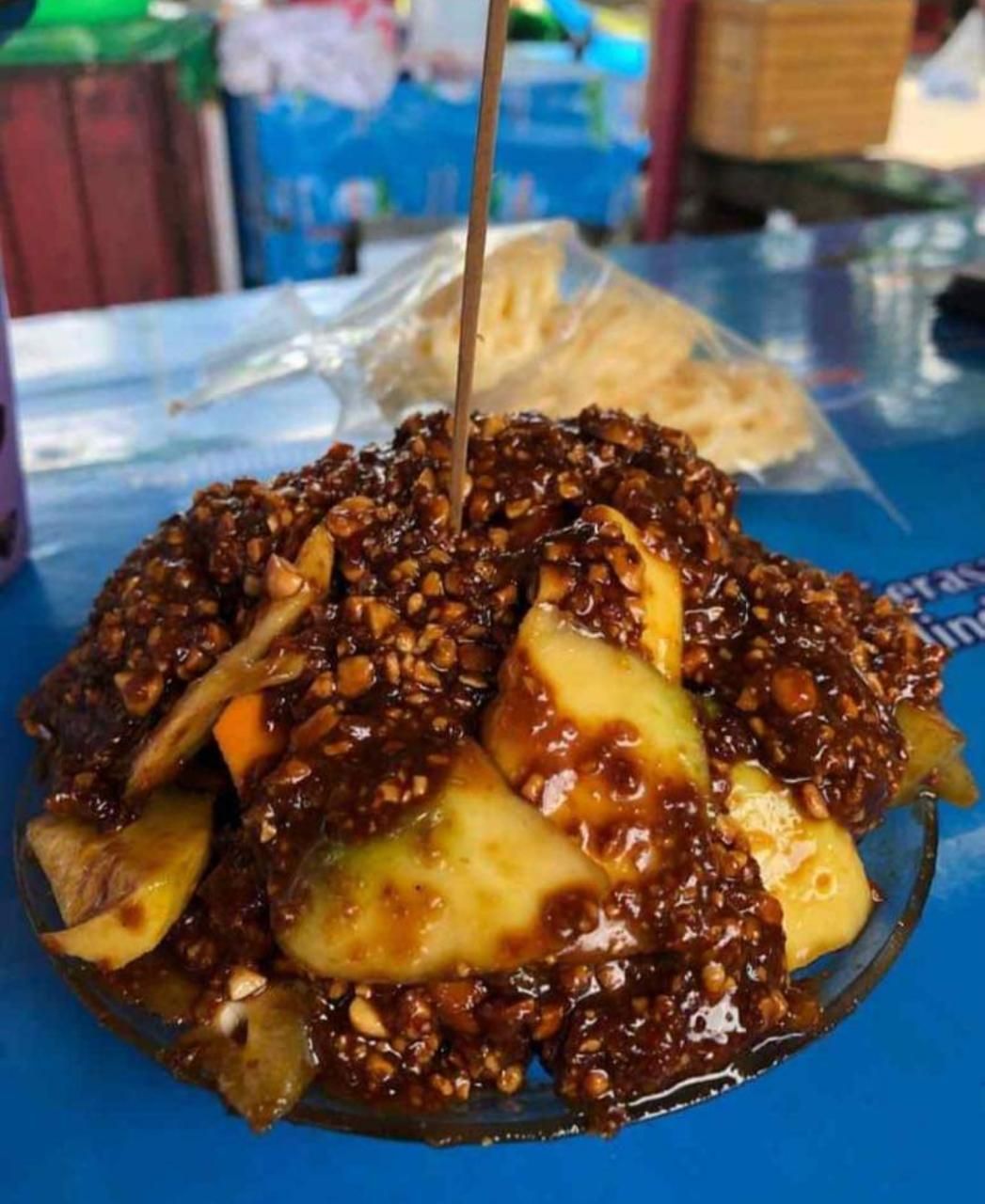 Bikin Ngiler, Rujak Natsepa Kuliner Khas Ambon yang Wajib Dinikmati