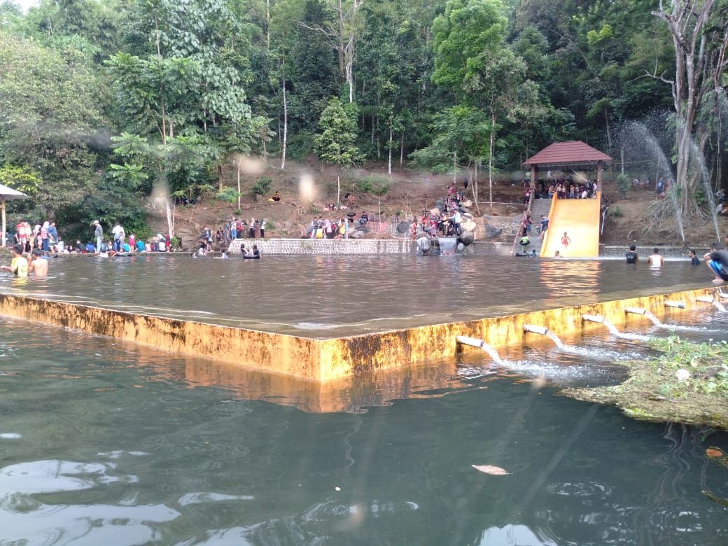 Objek wisata Situ Janawi Majalengka cocok dikunjungi saat libur akhir pekan