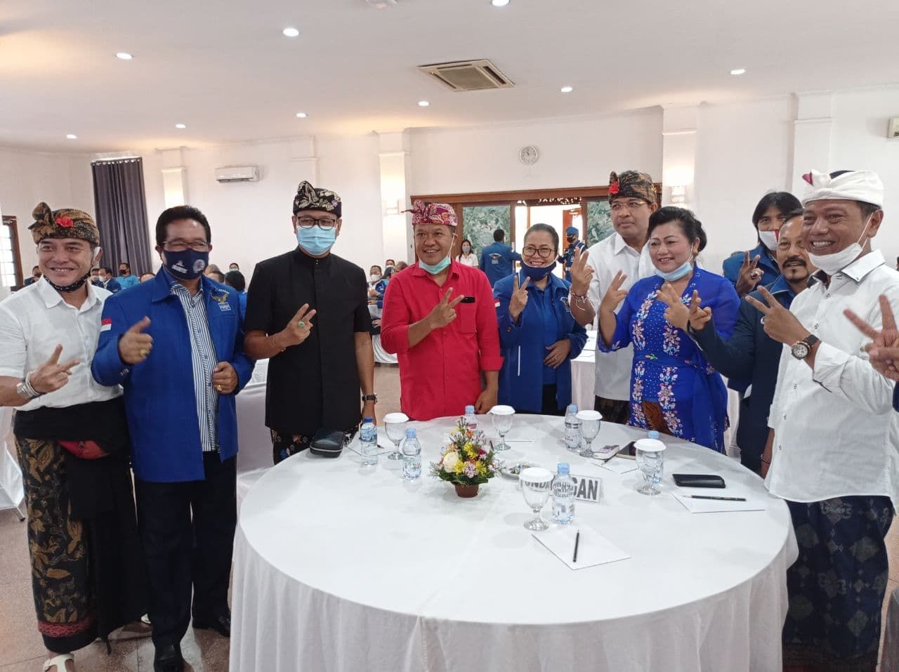 Para calon kepala daerah yang diusung Demokrat dalam Rakorda Demkorat Bali, di Denpasar Selasa 3 November 2020