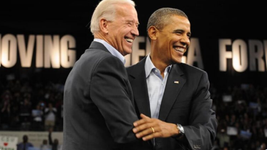 Presiden AS ke-44 Barack Obama bersama Wapres AS Joe Biden