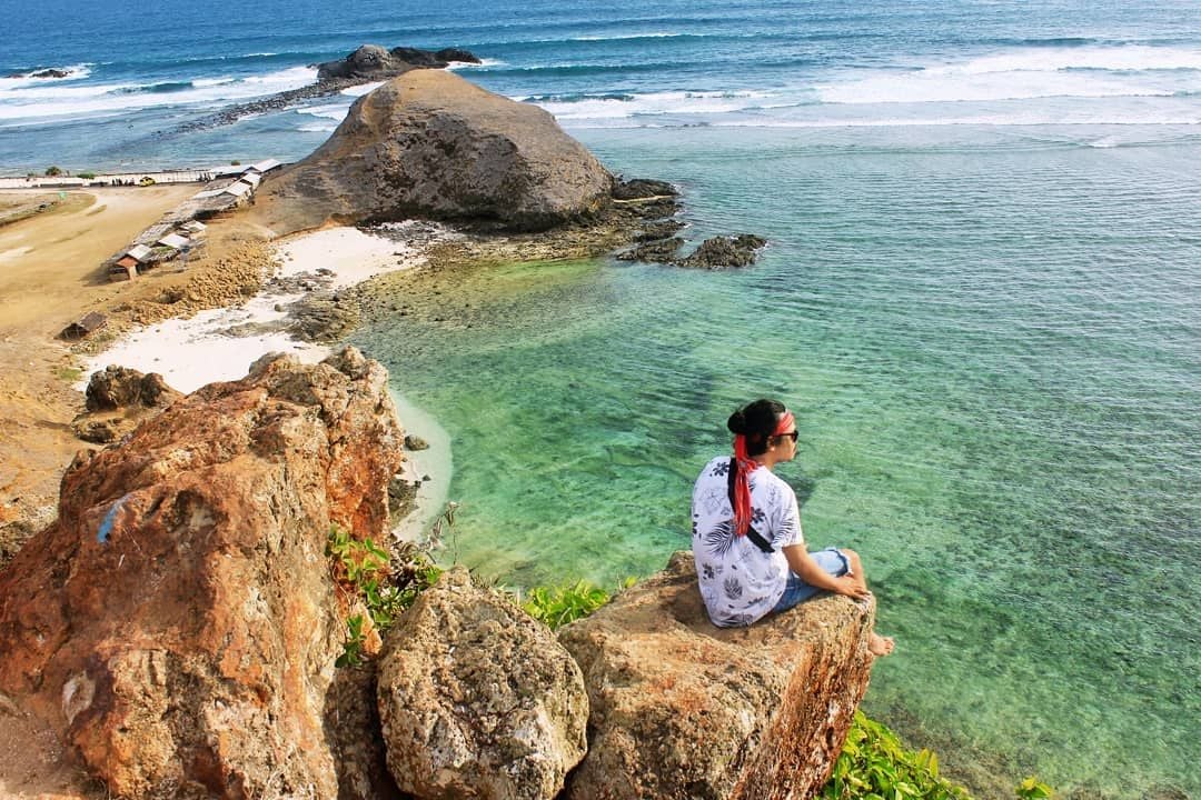 Pantai Seger Kute Lombok Tengah