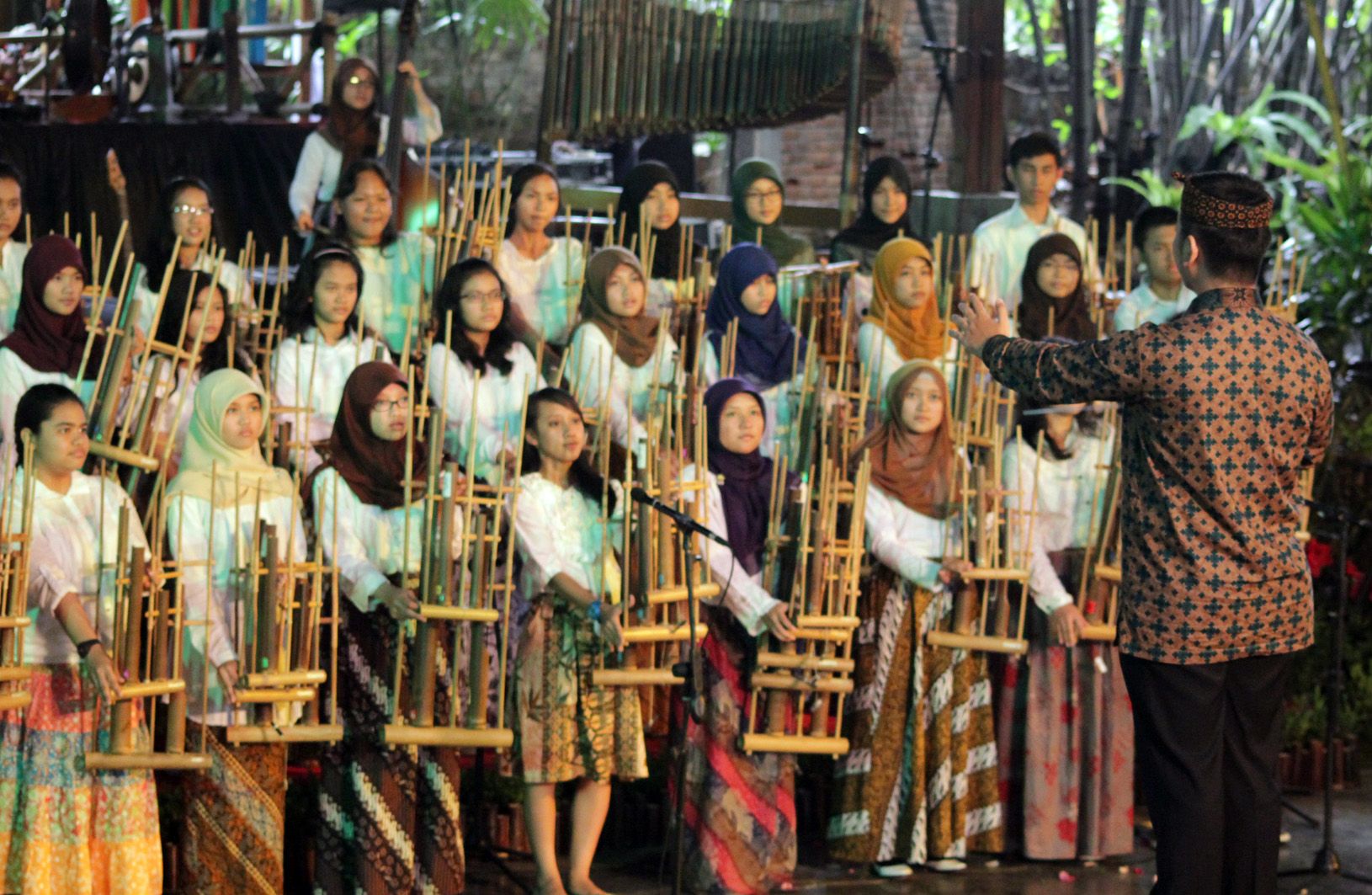 Patut Dilestarikan! Alat Musik Tradisional Indonesia yang ...