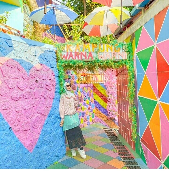 Kampung warna warni jodipan/instagram.com/@kampung_warna_warni
