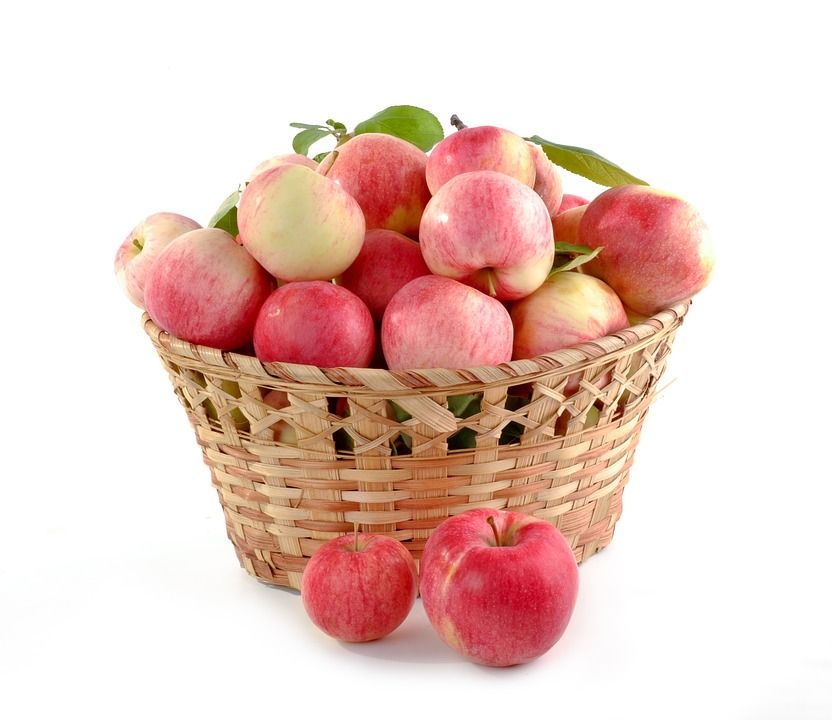 Buah apel memiliki manfaat untuk mengatasi berbagai macam penyakit.