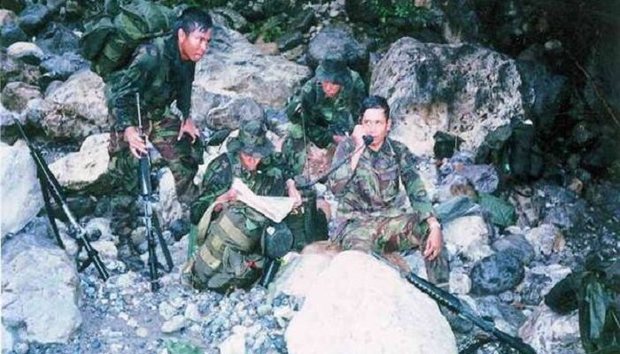 SBY dan rekan-rekannya saat di medan tugas