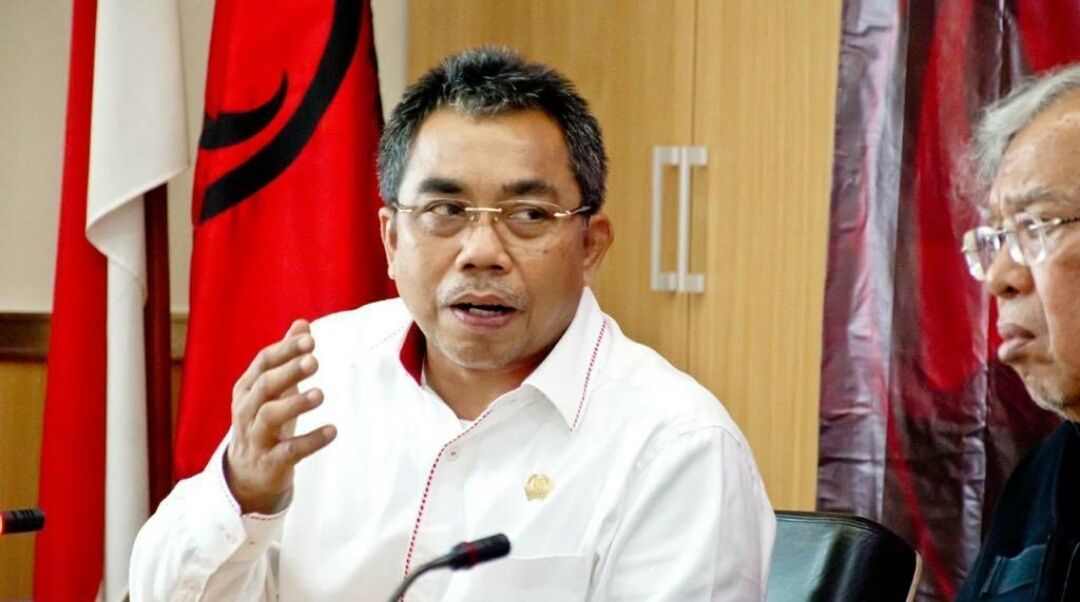 Anggota DPRD DKI Jakarta dari fraksi PDIP, Gembong Warsono. 