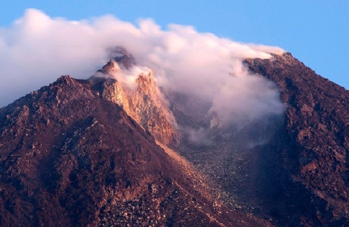 Gunung Merapi.