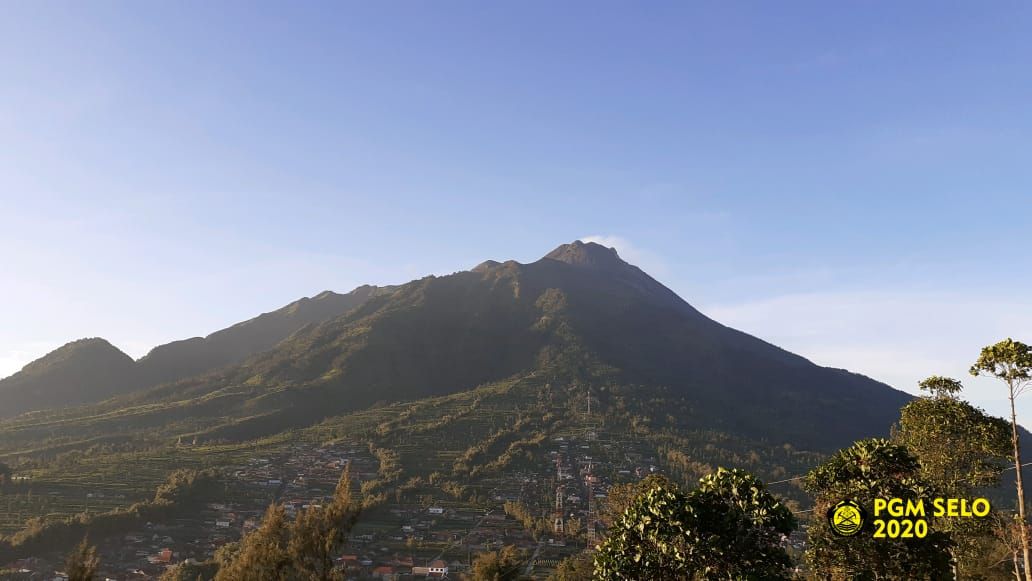 Gunung Merapi, 14 November 2020 Pantauan Dari Selo Boyolali, Jawa Tengah. 