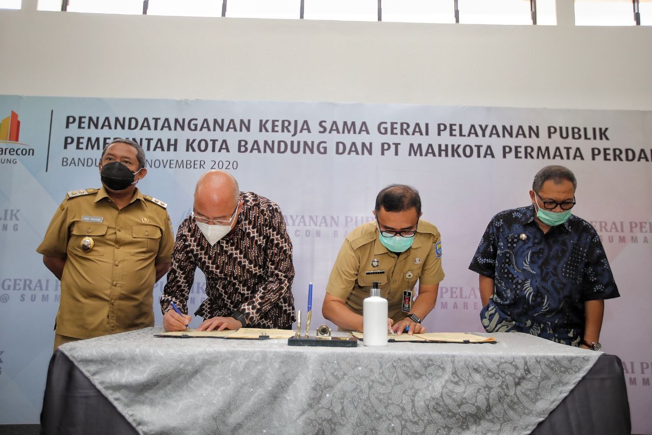 Penandatanganan kerja sama Pemerintah Kota Bandung dengan PT. Mahkota Permata Perdana, Senin 16 November 2020.