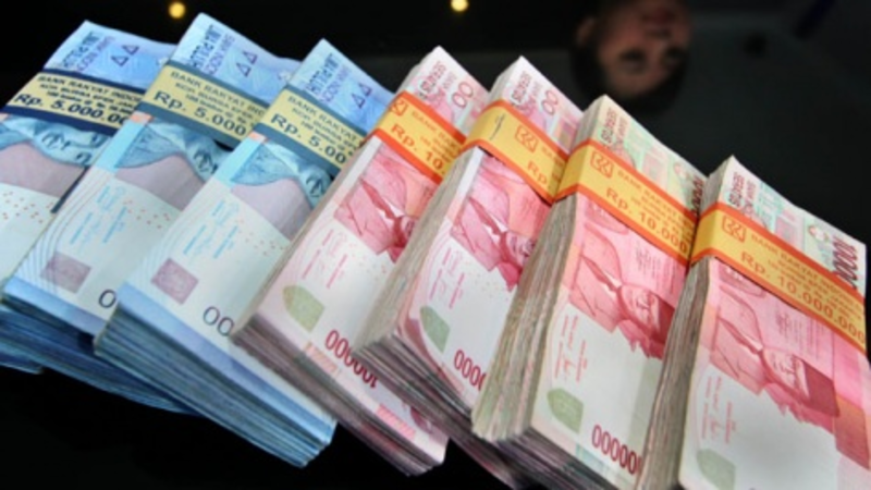  Uang  Tabungan Milik Puluhan Nasabah Raib PD BPR Bank 