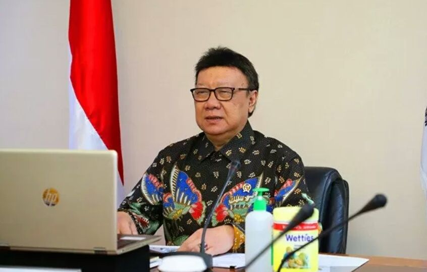 Menteri PANRB Tjahjo Kumolo mengatakan, pengajuan Guru PPPK untuk 2021 diperpanjang.