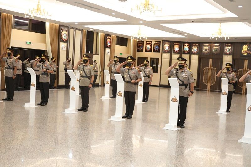 Para Kapolda yang baru dilantik Jumat 20 November 2020 oleh Kapolri Jenderal Idham Azis bagian dari delapan Kapolda baru di Rupatama Polri, Jakarta Selatan 