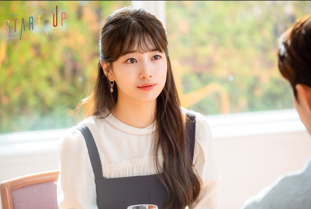 Suzy khawatir terhadap Nam Joo Hyuk dalam Start Up.