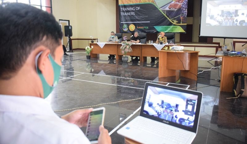 Pelatihan penggunaan teknologi informasi untuk penyuluhan pertanian oleh Dinas Tanaman Pangan dan Hortikultura Provinsi Jawa Barat