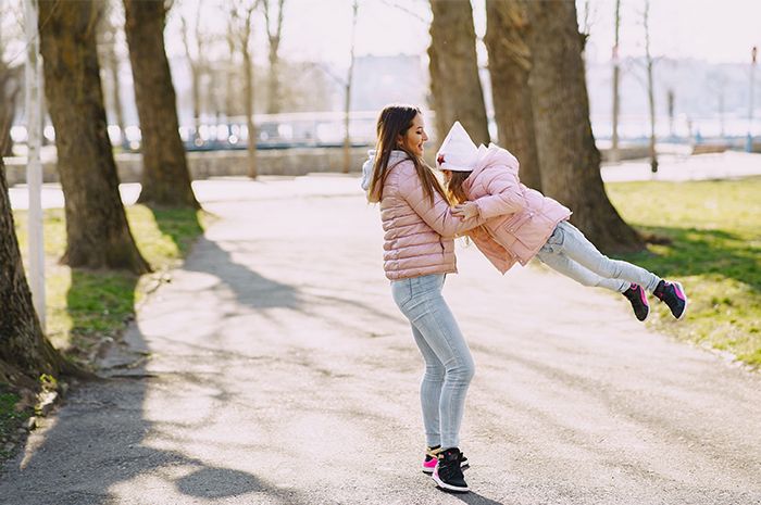 Inilah Dampak Anak Perempuan Yang Kurang Kasih Sayang Ibunya Mantra Sukabumi