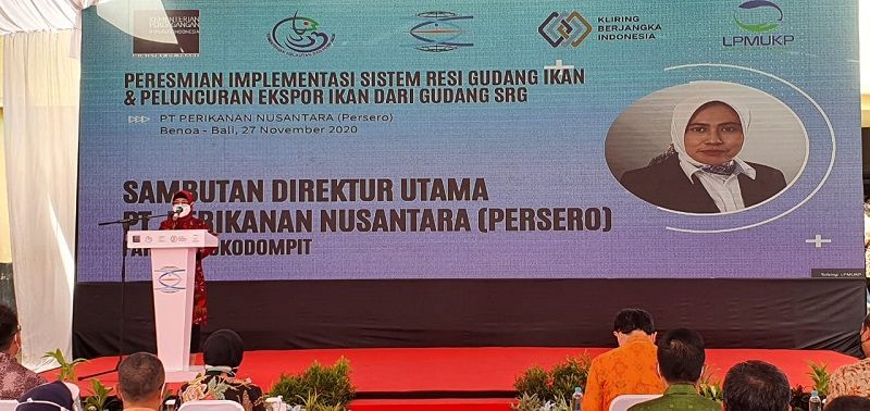 Farida Mokodompi, Direktur PT Utama Perikanan Nusantara (Persero) di gudang SRG Benoa Bali Jumat 27 November 2020