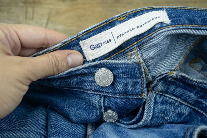 10 Cara Memilih Celana Jeans dengan Baik dan Benar