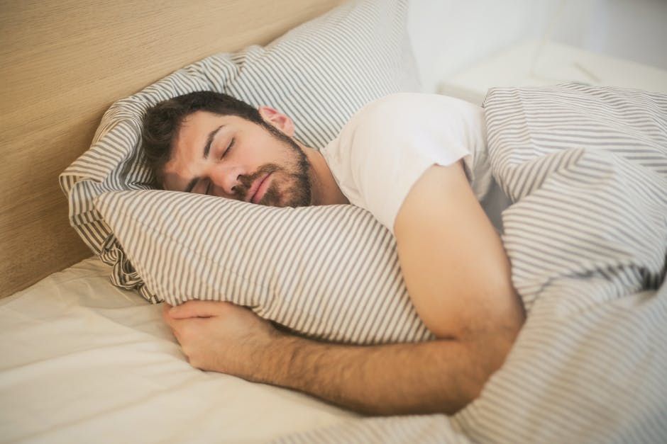 Agar Ditemani Malaikat Saat Tidur dan Atasi Insomnia, Cara Berikut Ini