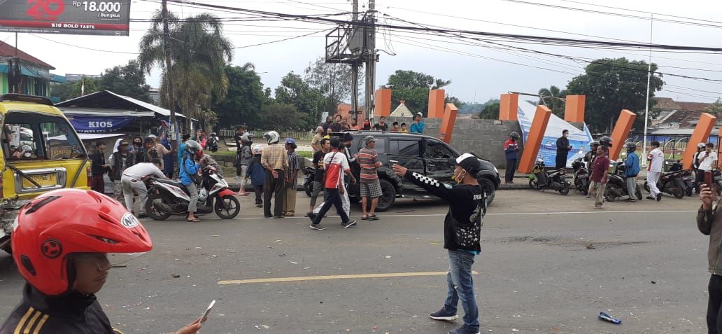 Terjadi Kecelakaan Beruntun di Tanjungsari Sumedang, Arus ...