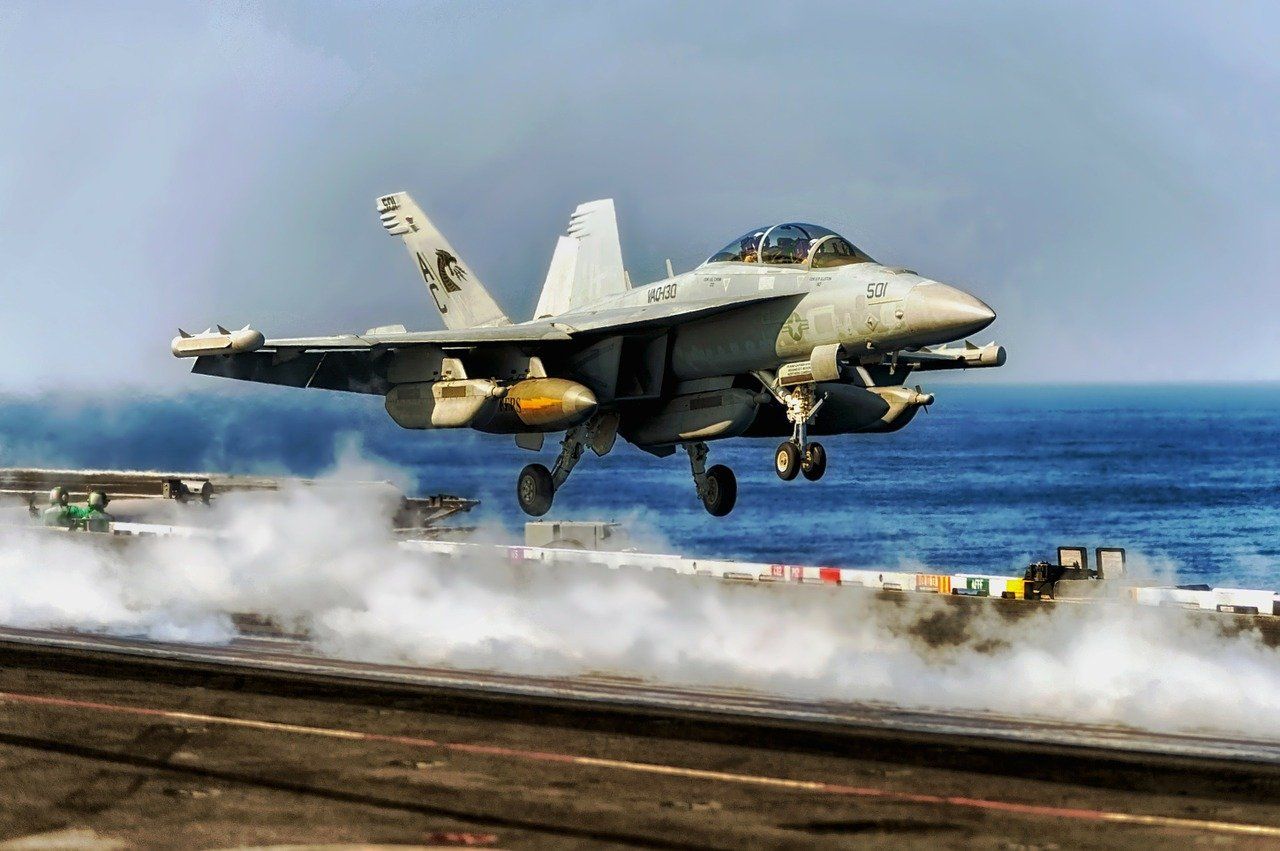 Ilustrasi pesawat jet tempur F-15 dan F-18 yang bakal dibeli Indonesia dari AS