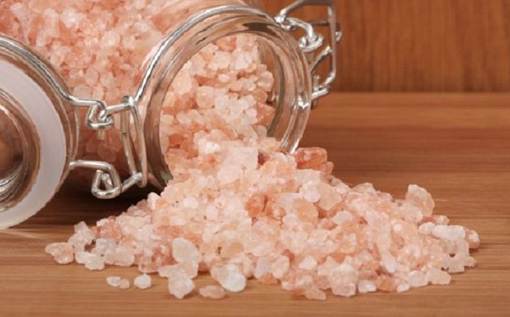 Dengan panci gosong cara garam membersihkan 9 Cara