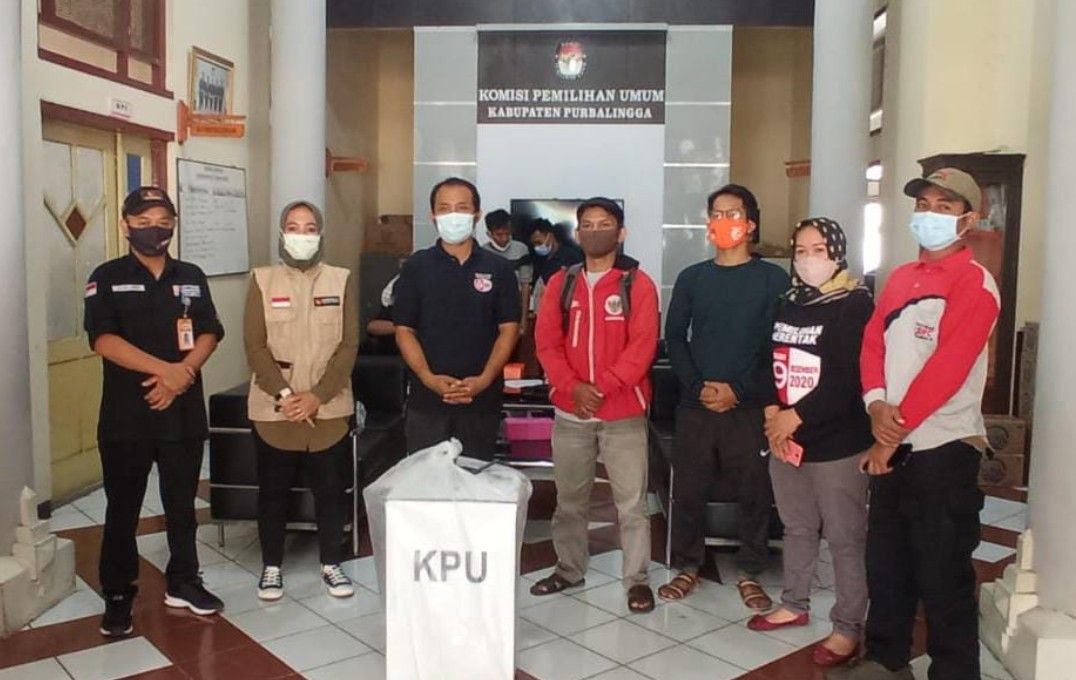 Pergeseran suara dari PPK ke KPU Purbalingga, Sabtu 12 Desember 2020.
