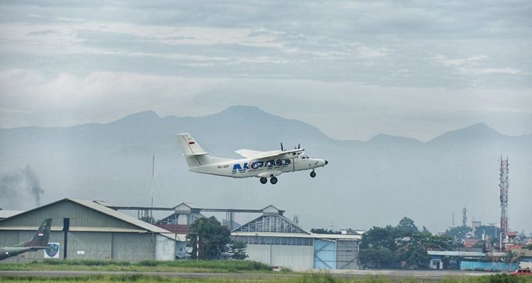 Pesawat N219 tersebut saat ini sudah memasuki tahap akhir pengujian untuk mendapatkan Type Certificated dari DKPPU Kementerian Perhubungan Republik Indonesia.