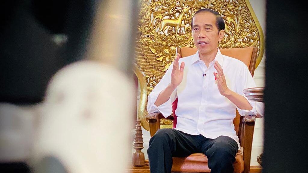 Presiden Jokowi Tegaskan Dirinya akan Menjadi Penerima Pertama Vaksin Covid-19.*