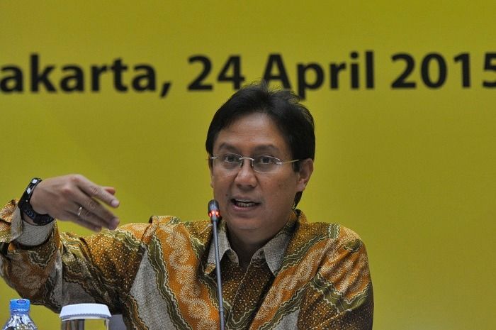 FOTO ARSIP: Direktur Utama Bank Mandiri Budi Gunadi Sadikin memaparkan laporan keuangan triwulan I/2015 di Plaza Mandiri Jakarta, Jumat, 24 April 2015.