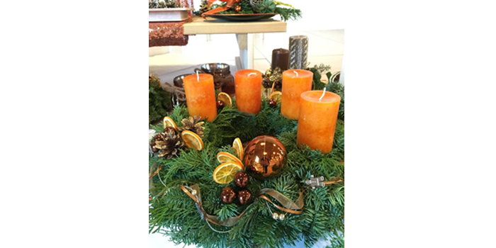 Tips untuk Hadirkan Suasana Natal di Rumah: Gunakan lilin wewangian