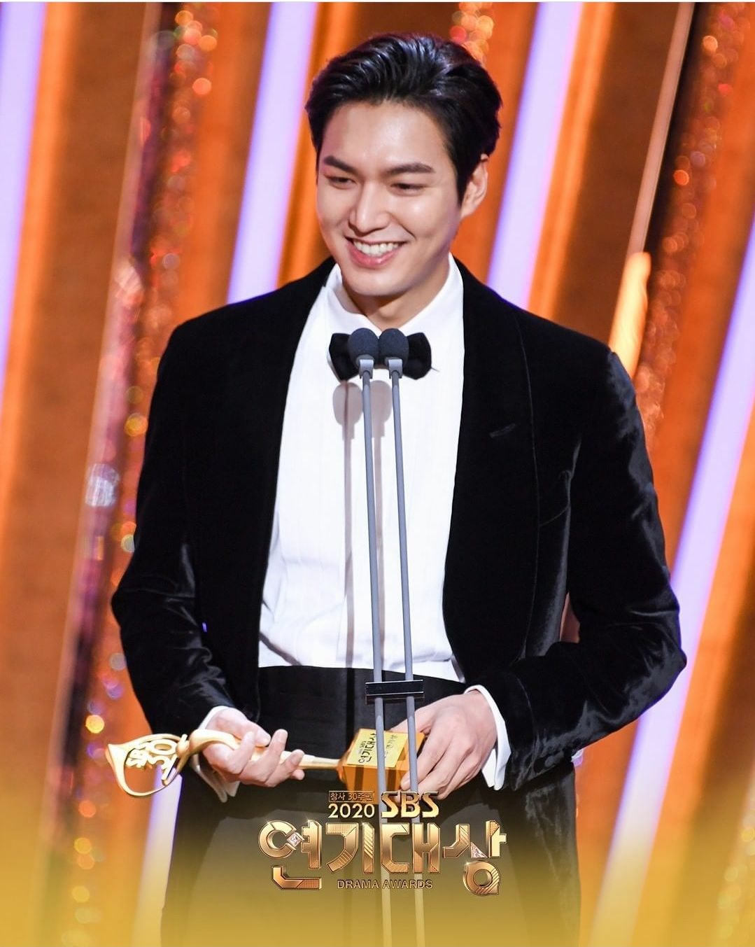 Lee Min Ho meraih Top Excellence in Miniseries (Fantasy/Romance)