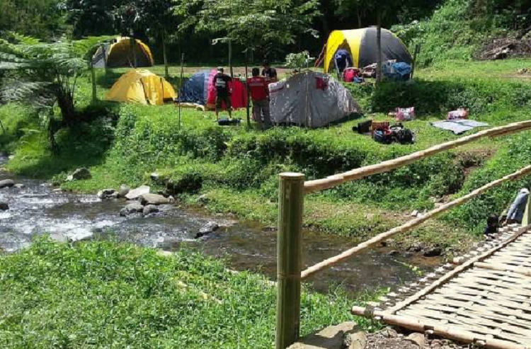 Tempat Wisata Capolaga Adventure Camp