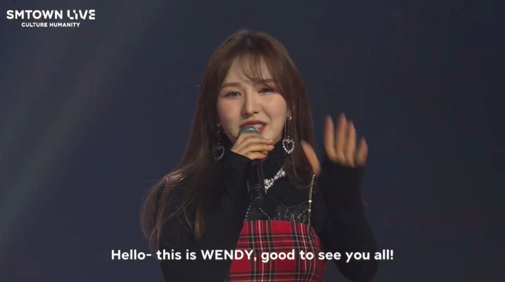 Wendy Red Velvet saat sapa penggemar di panggung SMTOWN LIVE "Culture Humanity"