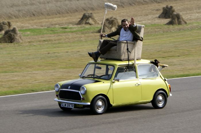 Morris mini MK III 1000 yang dimiliki oleh Mr Bean dalam filmnya 