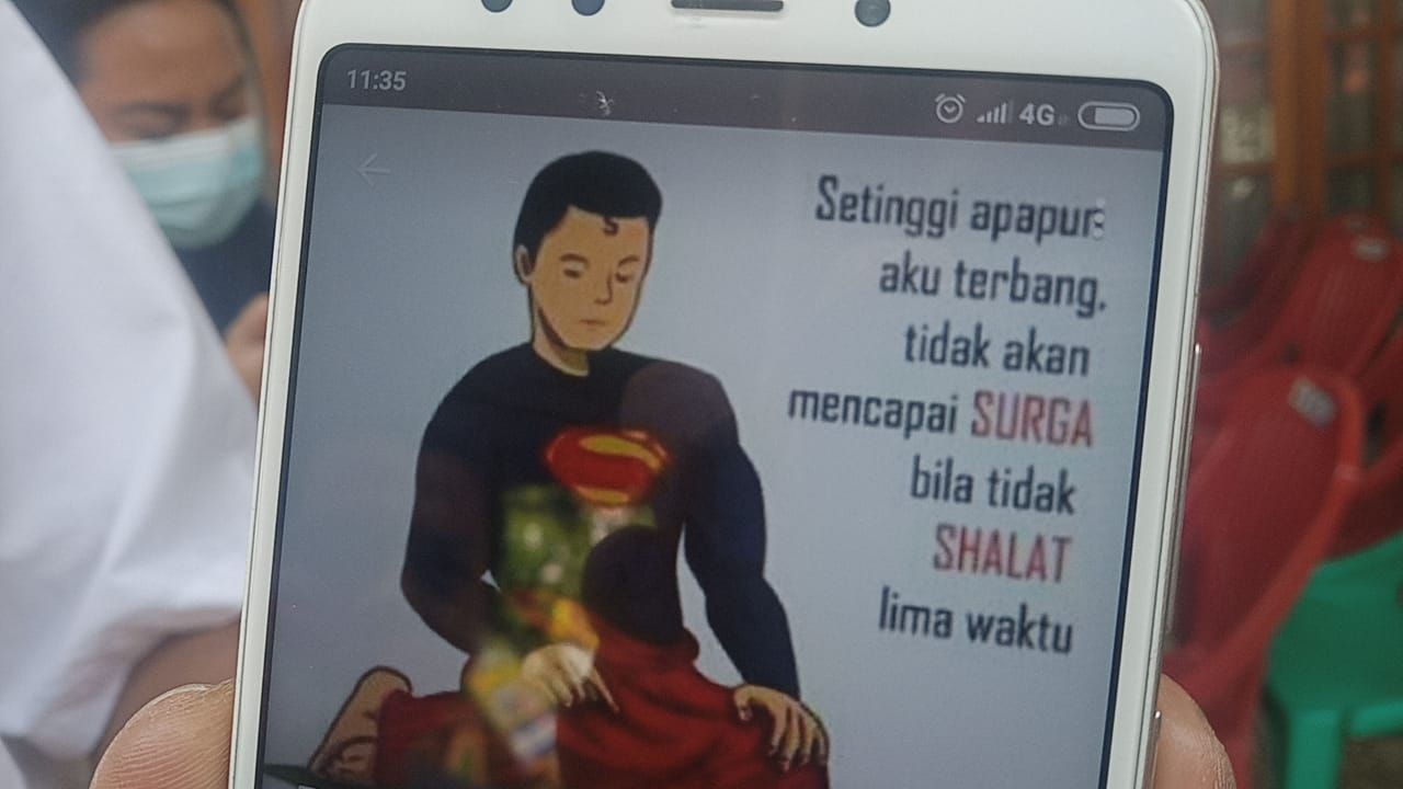 Keponakan Akui Gambar Profil Wa Kapten Afwan Kartun Superman Lagi Solat Isu Bogor