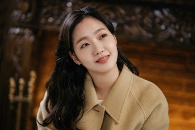 Kim Go Eun . 7 Aktris Korea Sebagai Ratu K-Drama 2020 Dalam 7 Drama Korea Terbaik