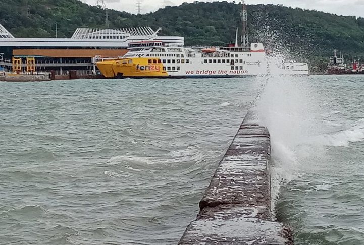 BMKG Keluarkan Peringatan Dini: Masyarakat Diminta Waspada, Daerah Di ...