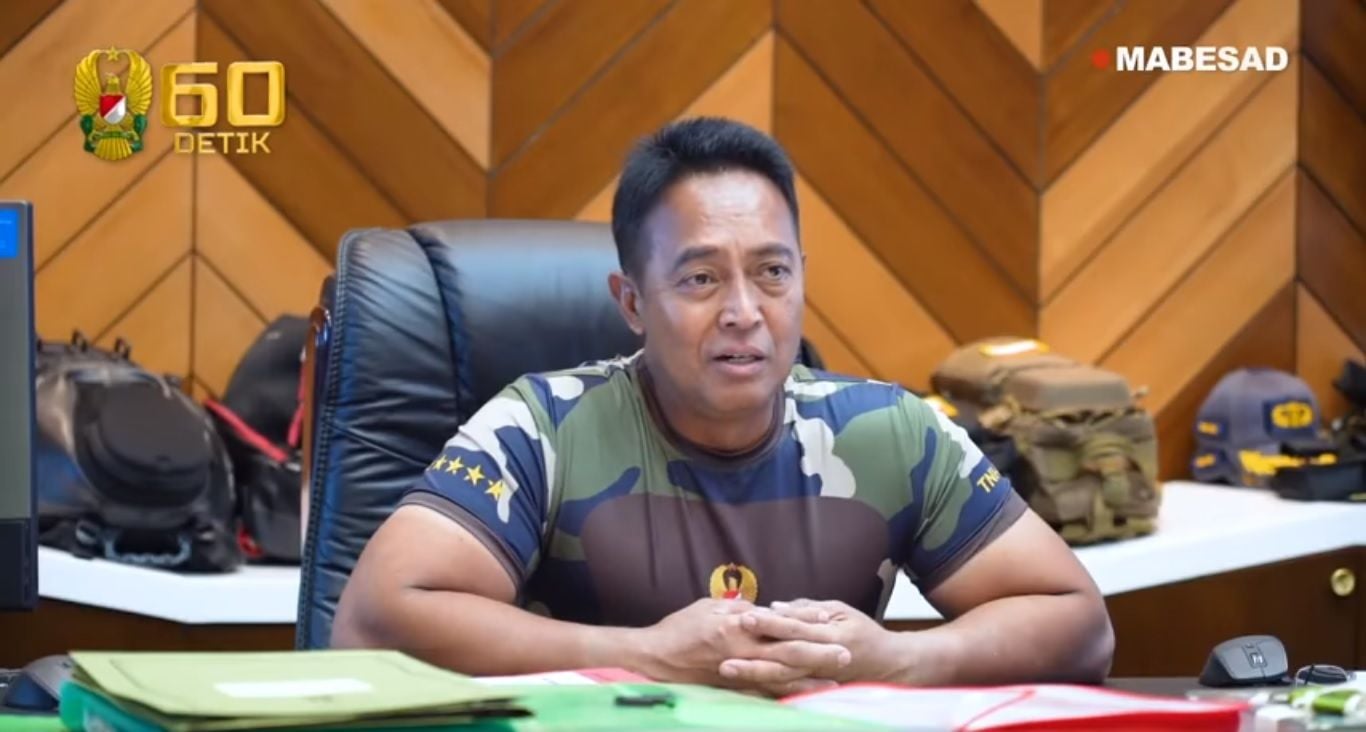 KSAD Jenderal TNI Andika Perkasa berdiskusi dengan Forum Alumni Eropa