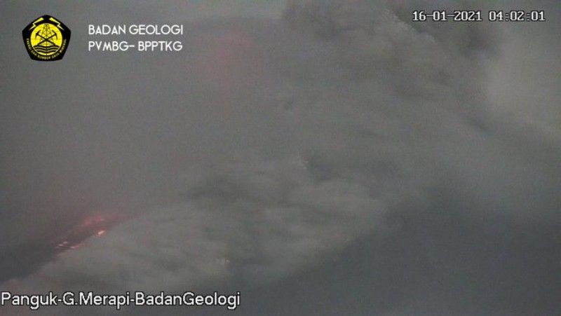 Gunung Merapi Kembali Erupsi Mengeluarkan Awan Panas /twitter.com/BPPTKG