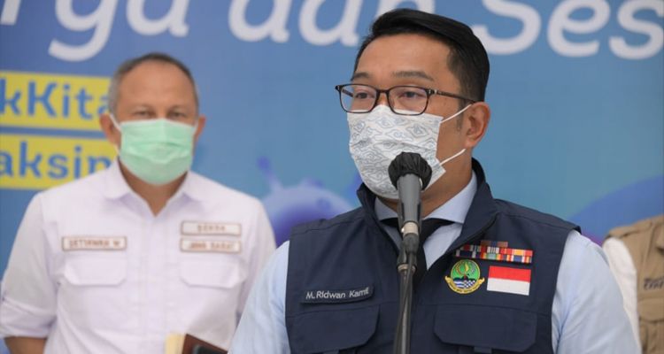 Gubernur Ridwan Kamil. Peta terbaru risiko penularan virus corona di Jawa Barat pekan ini menunjukan 6 daerah berstatus zona merah