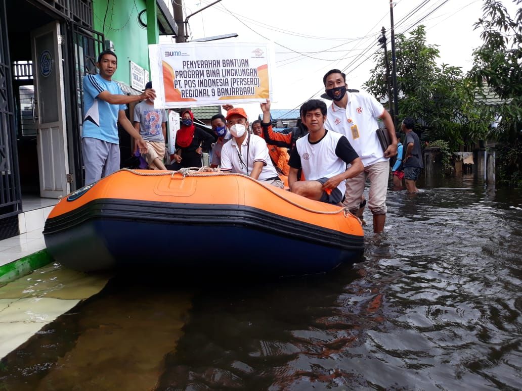 Pos Indonesia berikan bantuan untuk korban musibah banjir Kalimantan Selatan  dan gempa bumi Majene Sulawesi Barat.