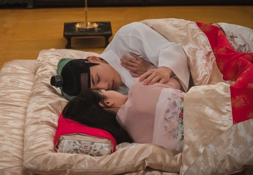 Mr. Queen Episode 14 Kim So Yong dan Cheoljong semakin romantis