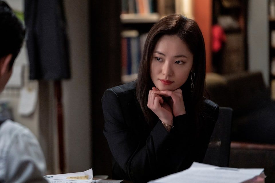 Jeon Yeo Bin Pengacara Kompetitif dan kejam dalam Drama tvN mendatang "Vincenzo"